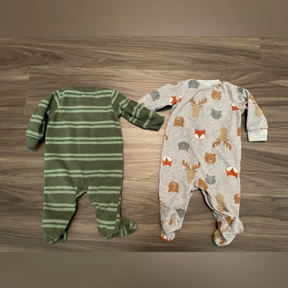 Carter's Green and Gray Animal Print Fleece Footies size 0-3M